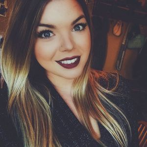 Meet your Posher, Michaela